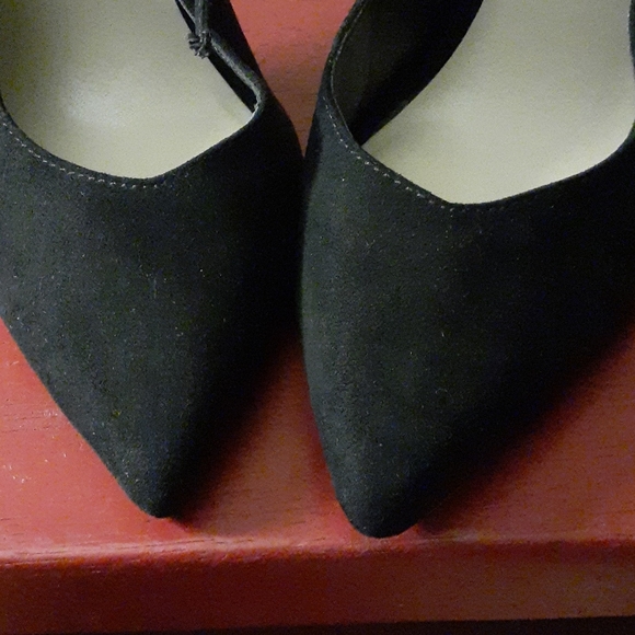 Nine West black heels - Picture 9 of 9